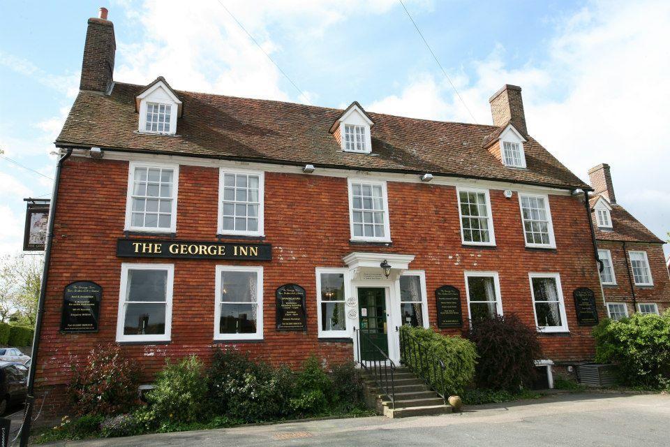 The George Inn Robertsbridge Buitenkant foto